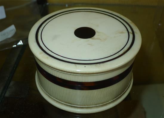 Ivory & tortoiseshell trinket box